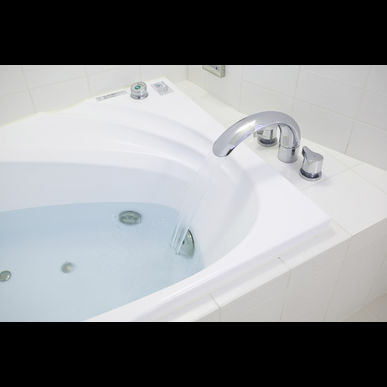 お風呂場のリフォームをお考えでしたら水戸の株式会社岳備へお任せください